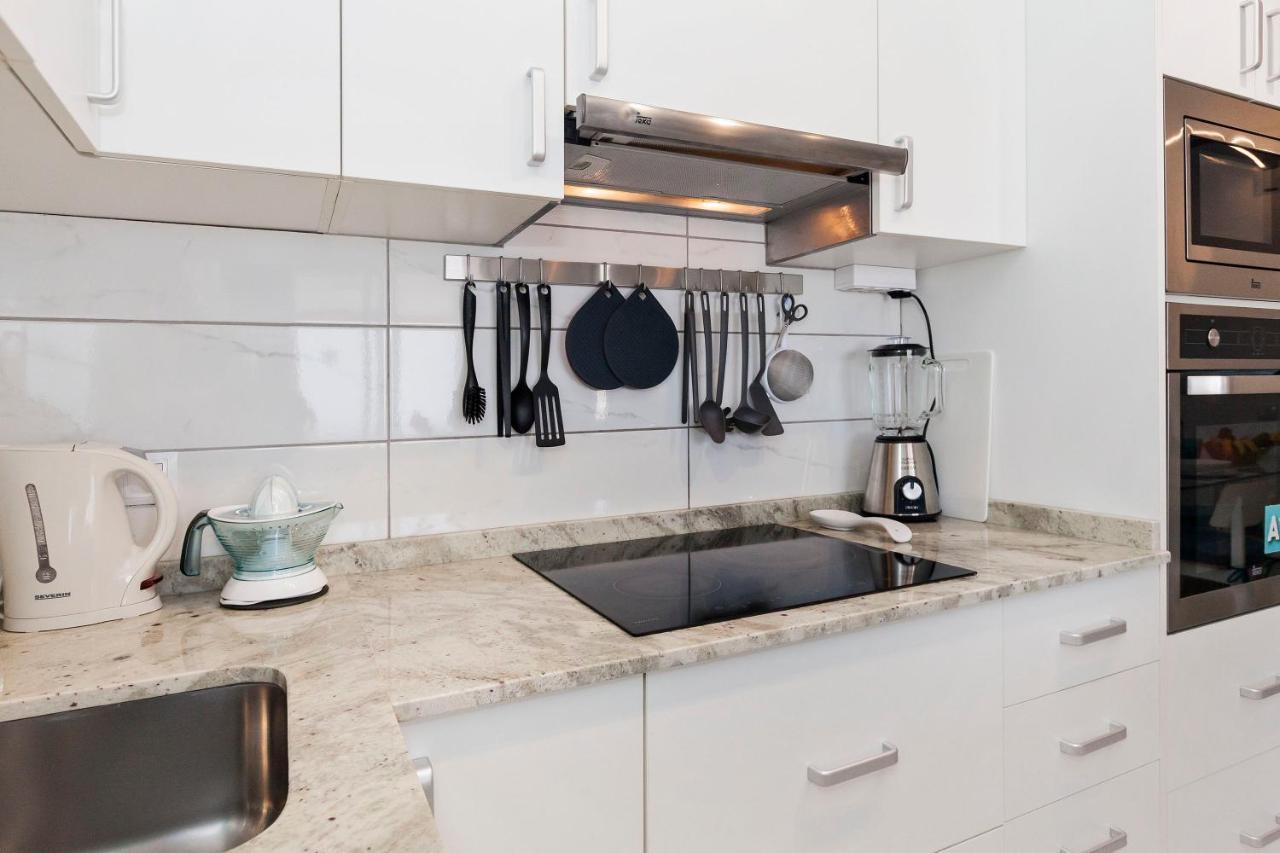 Apartamento First Line Sea, Luxury Penthouse, Sea And Sunset View Vivenda Vacational Guayero 618 Los Cristianos  Exterior foto